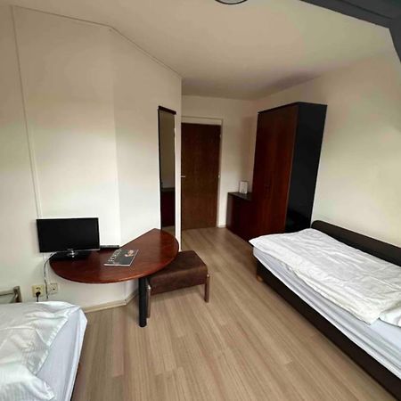Private Apartment Near The Centre Bratislava Luaran gambar